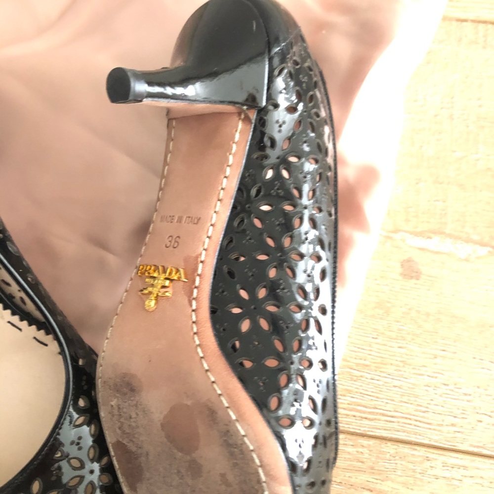 Prada heels - Picture 4 of 6